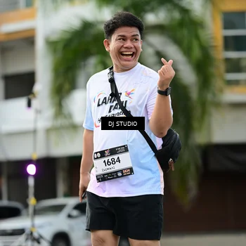 Runner Photo 7919300