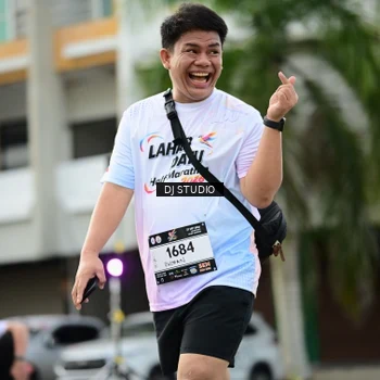 Runner Photo 7919303