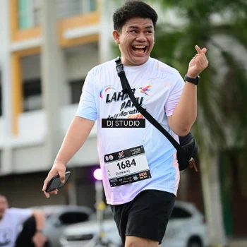 Runner Photo 7919306