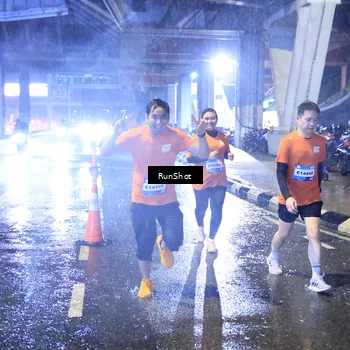 Runner Photo 7919313