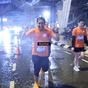 Runner Photo 7919330