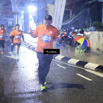 Runner Photo 7919348
