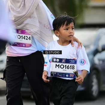 Runner Photo 7919372