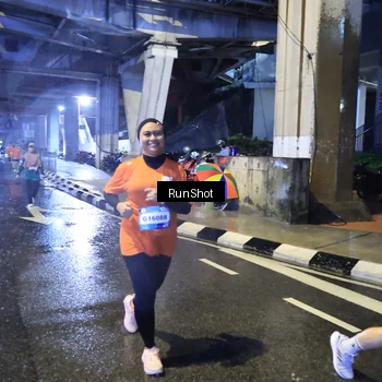 Runner Photo 7919379
