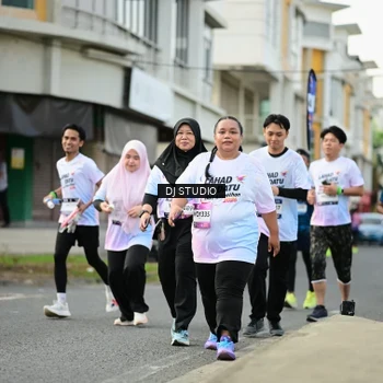 Runner Photo 7919393