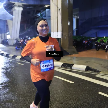 Runner Photo 7919396