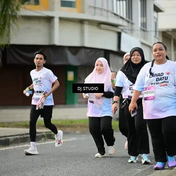 Runner Photo 7919410