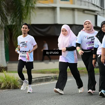 Runner Photo 7919412