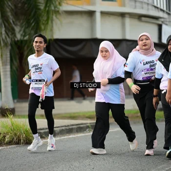 Runner Photo 7919418