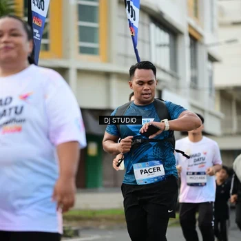 Runner Photo 7919446