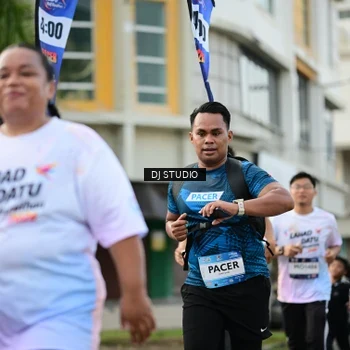 Runner Photo 7919450