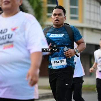 Runner Photo 7919454