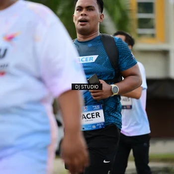 Runner Photo 7919458