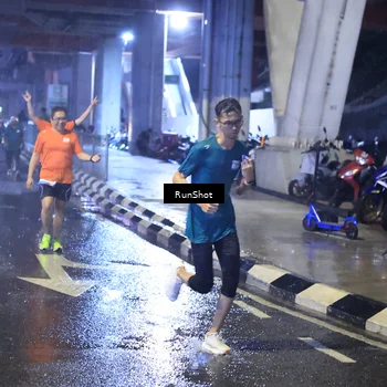 Runner Photo 7919517