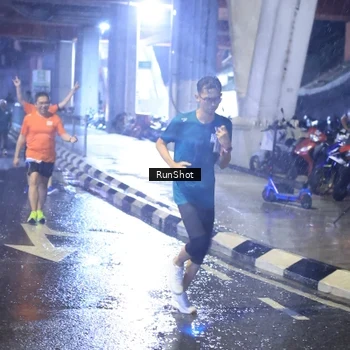 Runner Photo 7919519