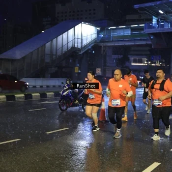 Runner Photo 7919527