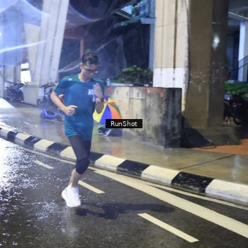 Runner Photo 7919536