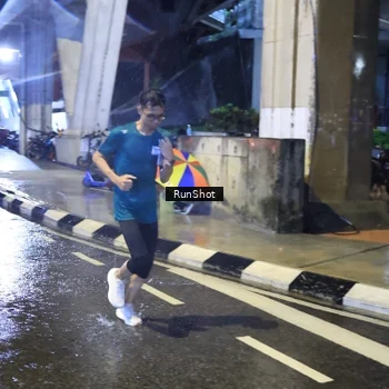 Runner Photo 7919557