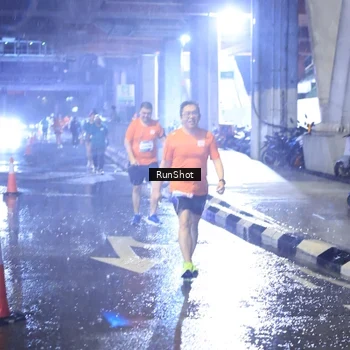 Runner Photo 7919561