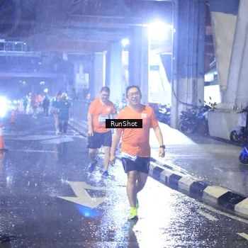 Runner Photo 7919563