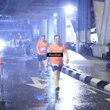 Runner Photo 7919564