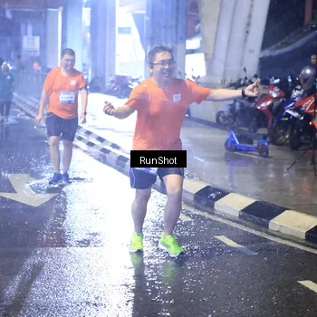 Runner Photo 7919583