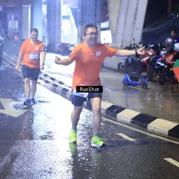Runner Photo 7919584