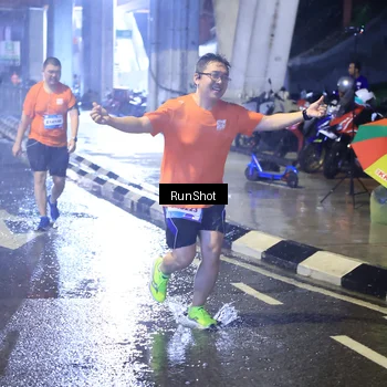 Runner Photo 7919589