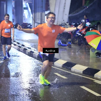 Runner Photo 7919592