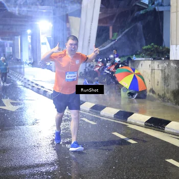 Runner Photo 7919634