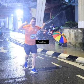 Runner Photo 7919635