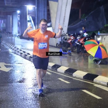 Runner Photo 7919638
