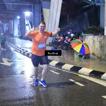 Runner Photo 7919641