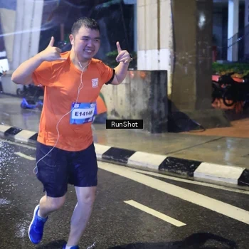 Runner Photo 7919649