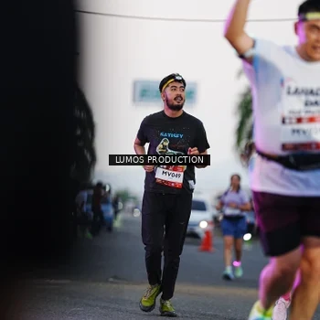 Runner Photo 7919652