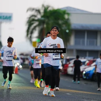 Runner Photo 7919654