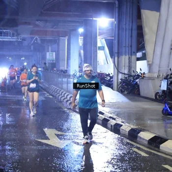 Runner Photo 7919663