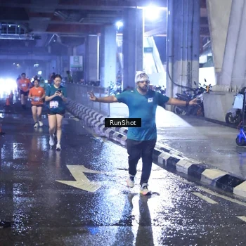 Runner Photo 7919673