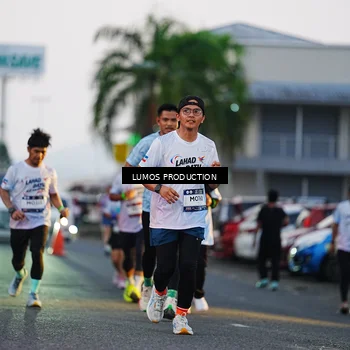 Runner Photo 7919706