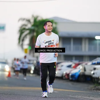 Runner Photo 7919730