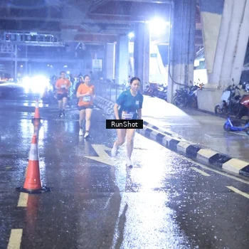 Runner Photo 7919735