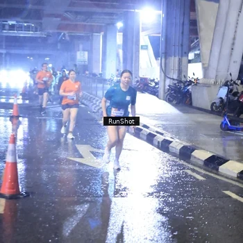 Runner Photo 7919736