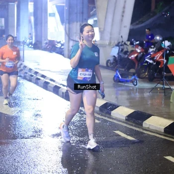 Runner Photo 7919759