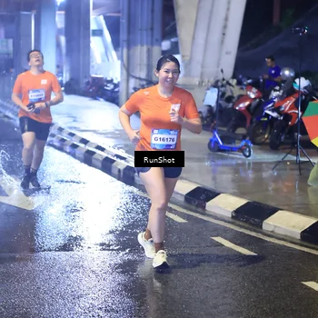 Runner Photo 7919796