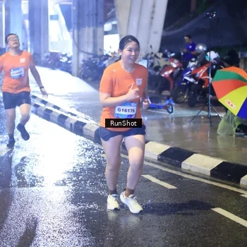 Runner Photo 7919803