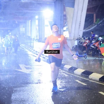 Runner Photo 7919833