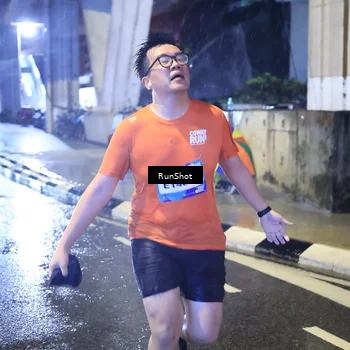 Runner Photo 7919844