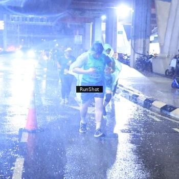 Runner Photo 7919911