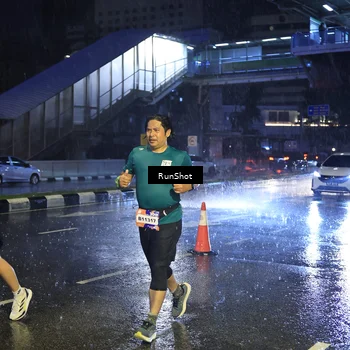 Runner Photo 7919993