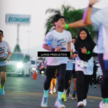 Runner Photo 7920021